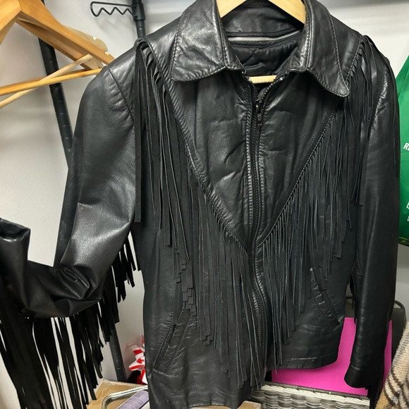 Vintage 1970s leather fringe motorcycle jacket - Picture 2 of 3
